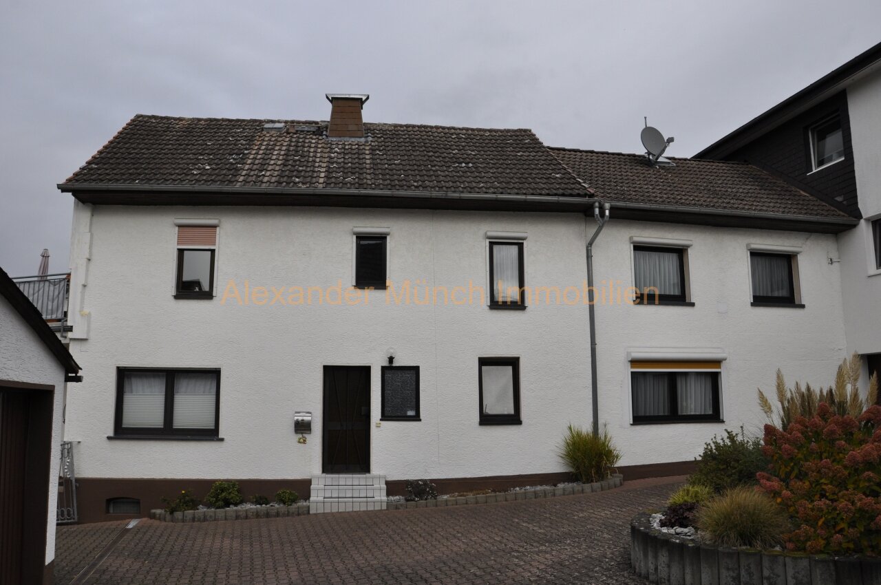 Attraktives Mehrfamilienhaus mit 6 Wohneinheiten als Kapital-Anlageobjekt in Hünstetten!