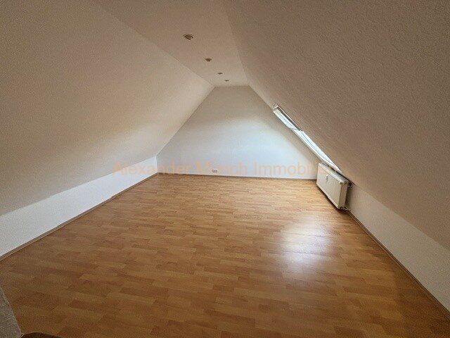 Provisionsfrei-Moderne 3-Zimmer-Maisonettewohnung mit Terrasse und Einzelgarage!