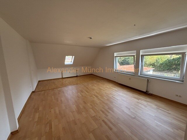 Provisionsfrei-Moderne 3-Zimmer-Maisonettewohnung mit Terrasse und Einzelgarage!