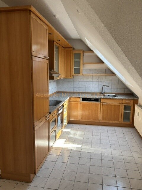 Provisionsfrei-Moderne 3-Zimmer-Maisonettewohnung mit Terrasse und Einzelgarage!